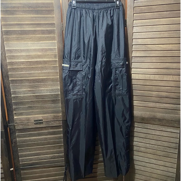 STEARNS Nylon Cargo Pants Mesh Lined Medium Black Ripstop Waterproof Breathable - Picture 1 of 10